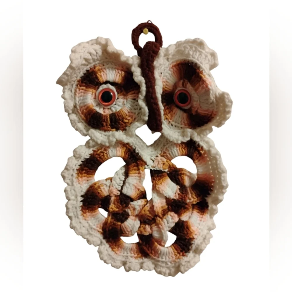 1970's Crochet Owl Wall Hanging